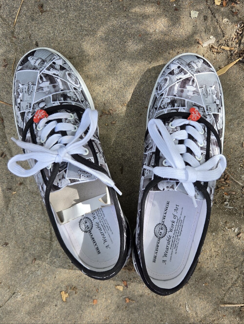 I Love LUCY, Bradford EXCHANE Black & White Photo Print Lace-Up Sneakers SIZE 10
